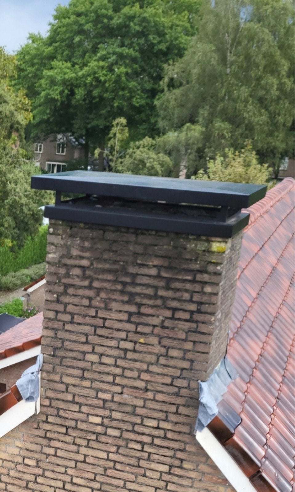 Vlakke RVS schoorsteenkap scharnierend RAL 9005 nieuwstaat!, Ophalen, Zwart, Overige typen, Zo goed als nieuw
