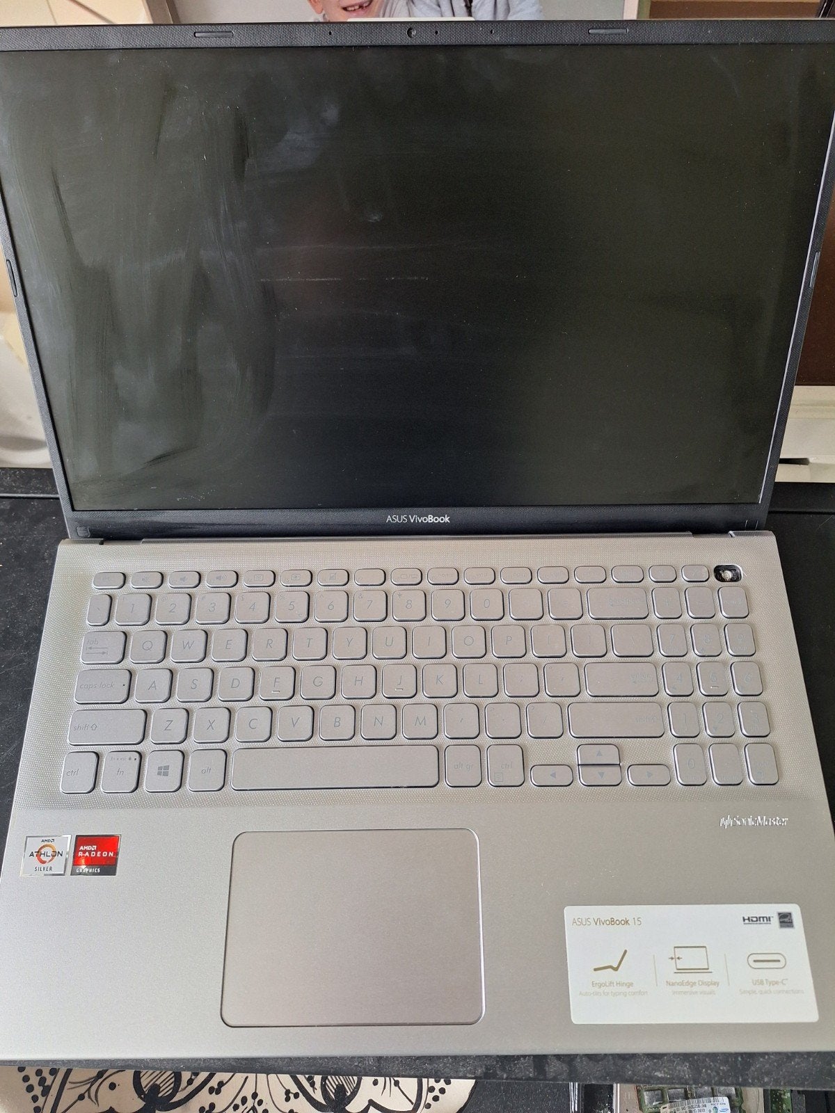 asus vivobook 15, Gebruikt, 2 tot 3 Ghz, 15 inch, AMD Athlon Silver