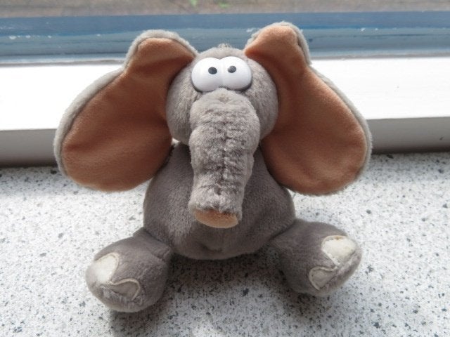 sleutelhanger olifant olifantje van Leendert Jan Vis, Ophalen of Verzenden, Zo goed als nieuw, Knuffel of Figuurtje