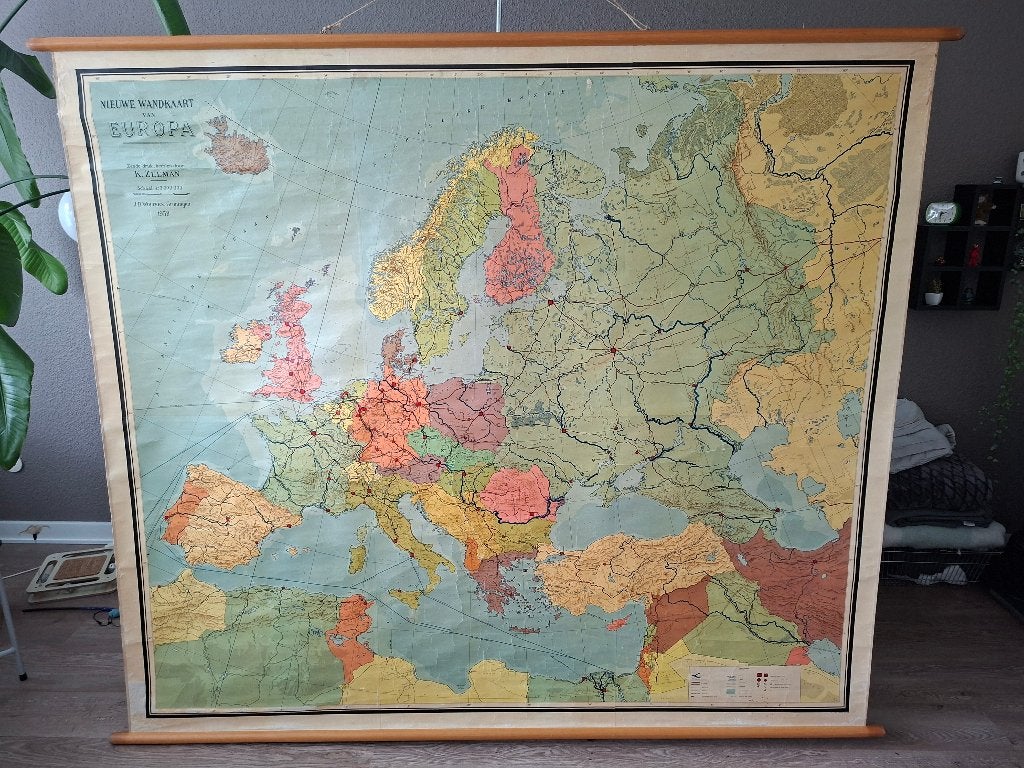 Wandkaart Europa, Ophalen, Aardrijkskunde