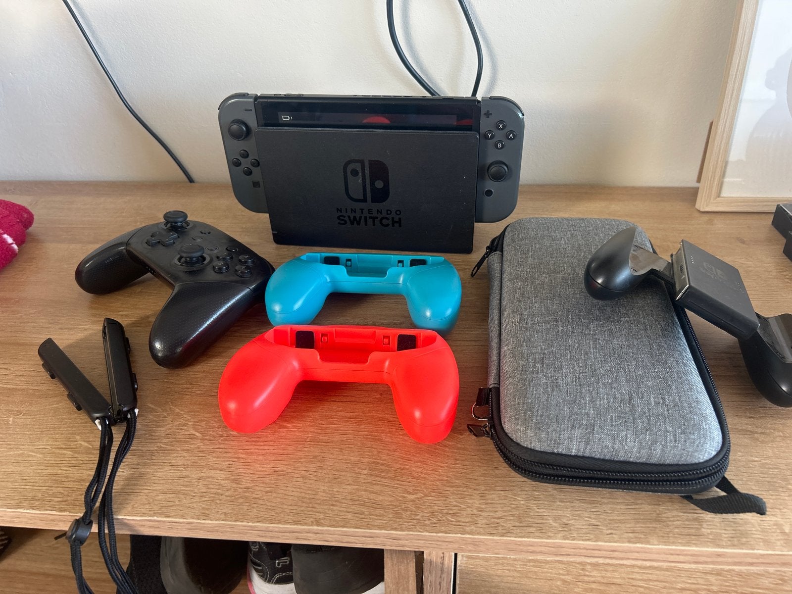 Nintendo Switch Original met accessoires, Ophalen of Verzenden, Gebruikt, Met 3 controllers of meer, Switch Original