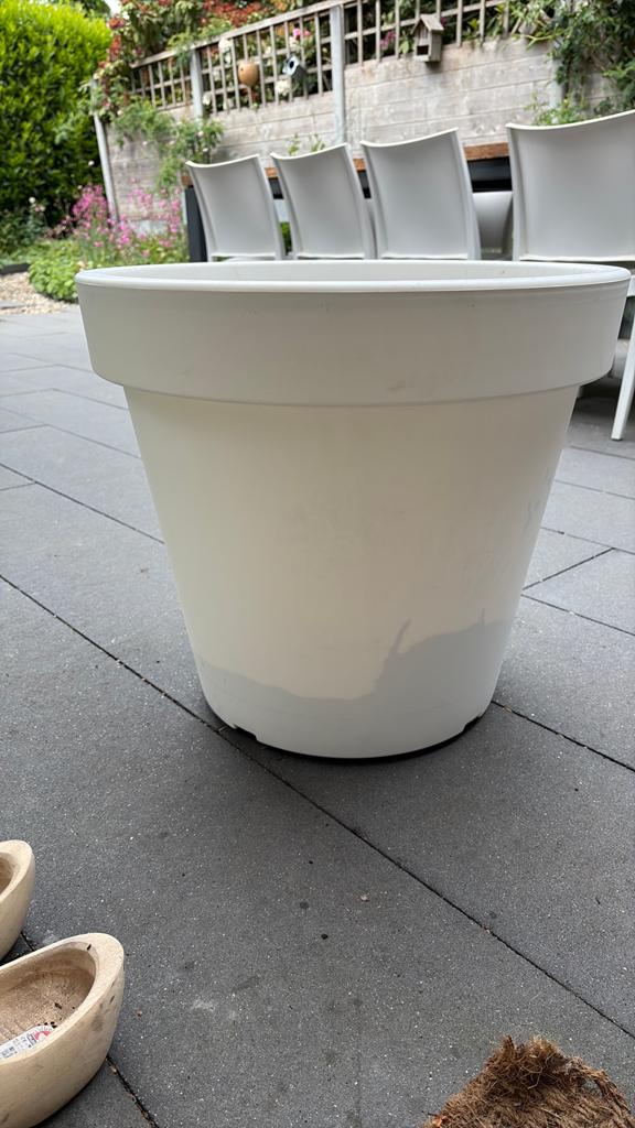 Grote witte bloempot voor binnen of buiten, Ophalen, Kunststof, 40 cm of meer, Rond