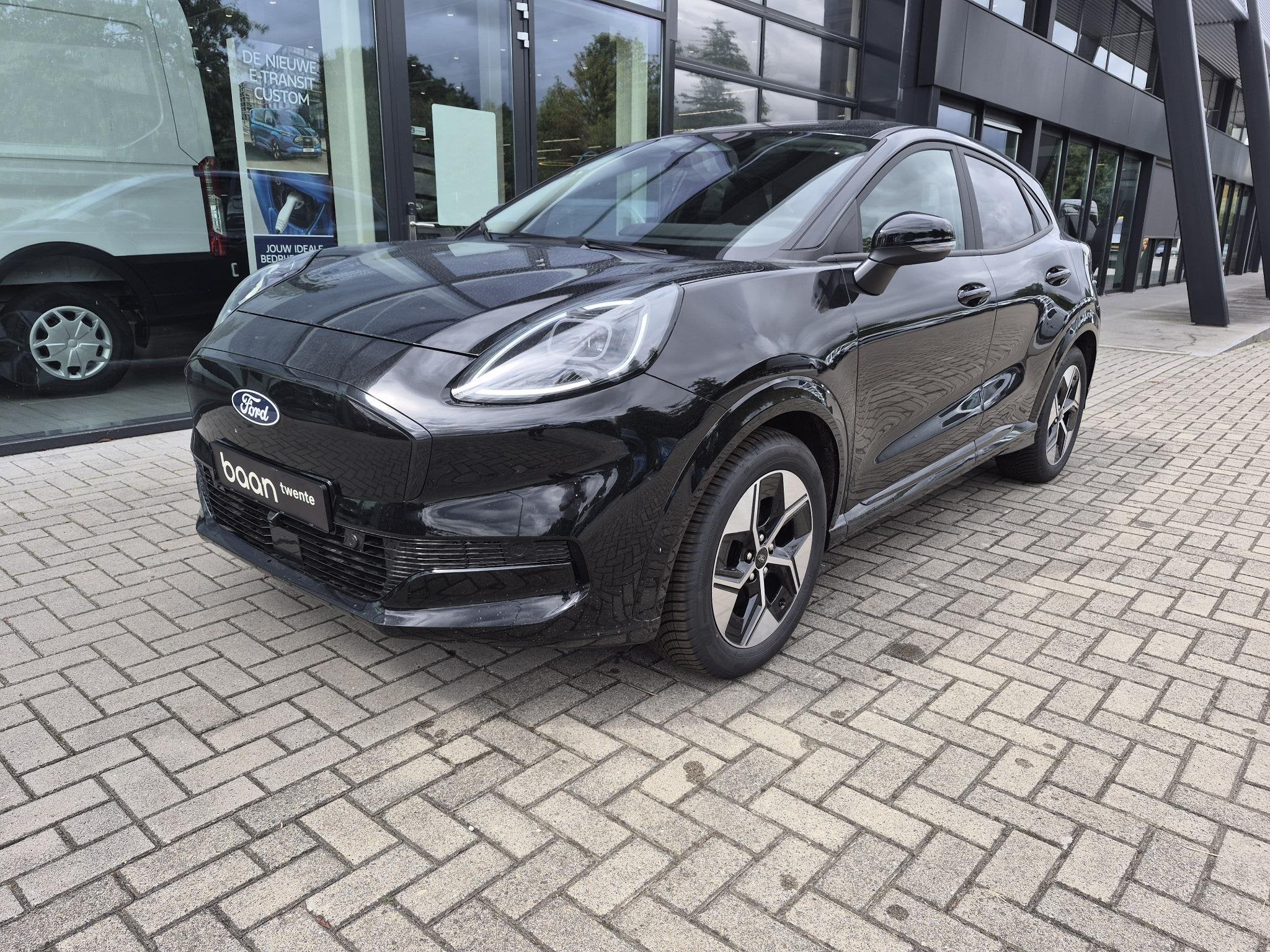 Ford Puma Gen-E Select 47 kWh, Auto's, Puma, Zwart, Te koop, BTW verrekenbaar