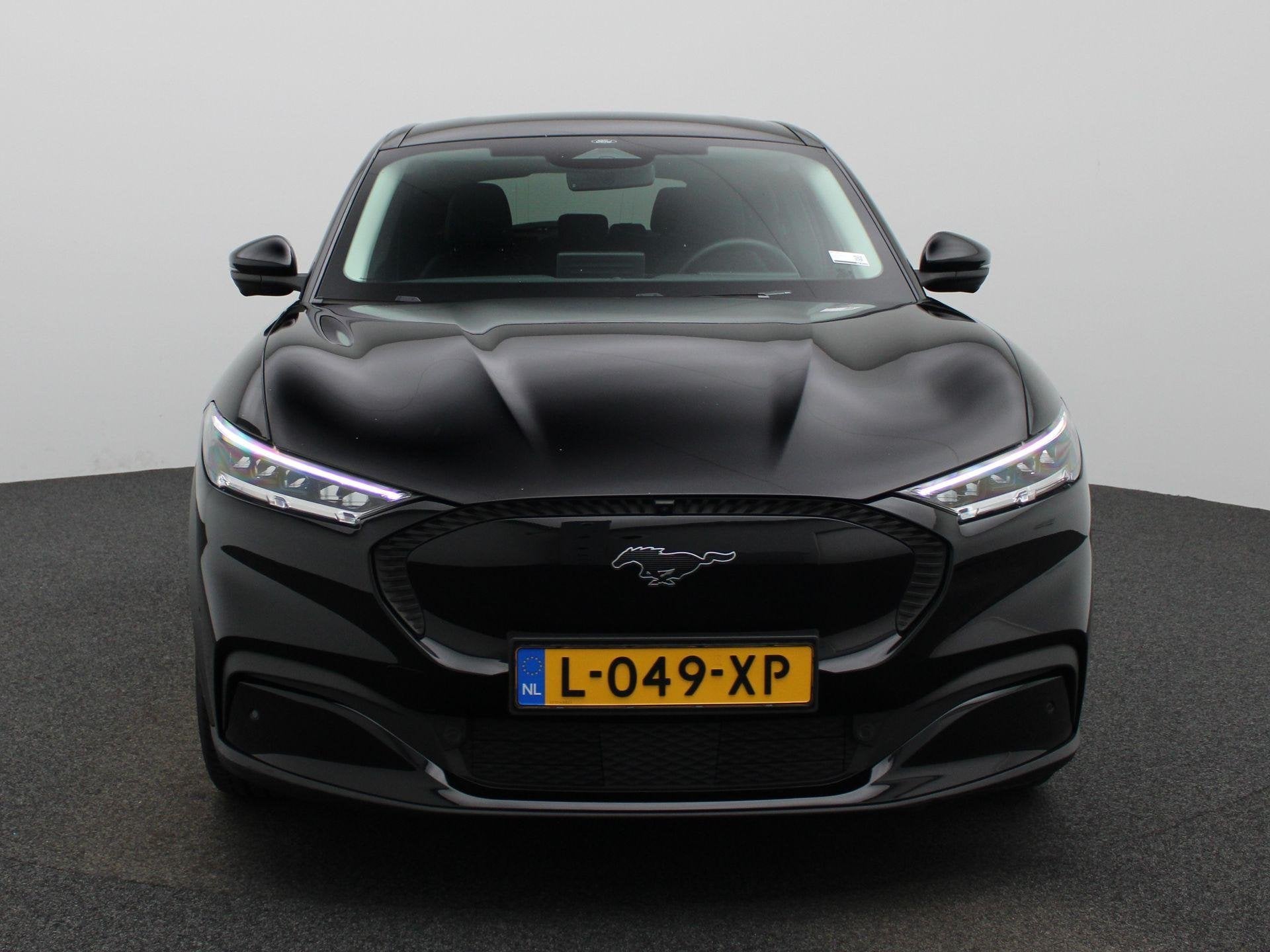Ford Mustang Mach-E RWD 75 kWh, Automaat, Achterwielaandrijving, Gebruikt, 750 kg