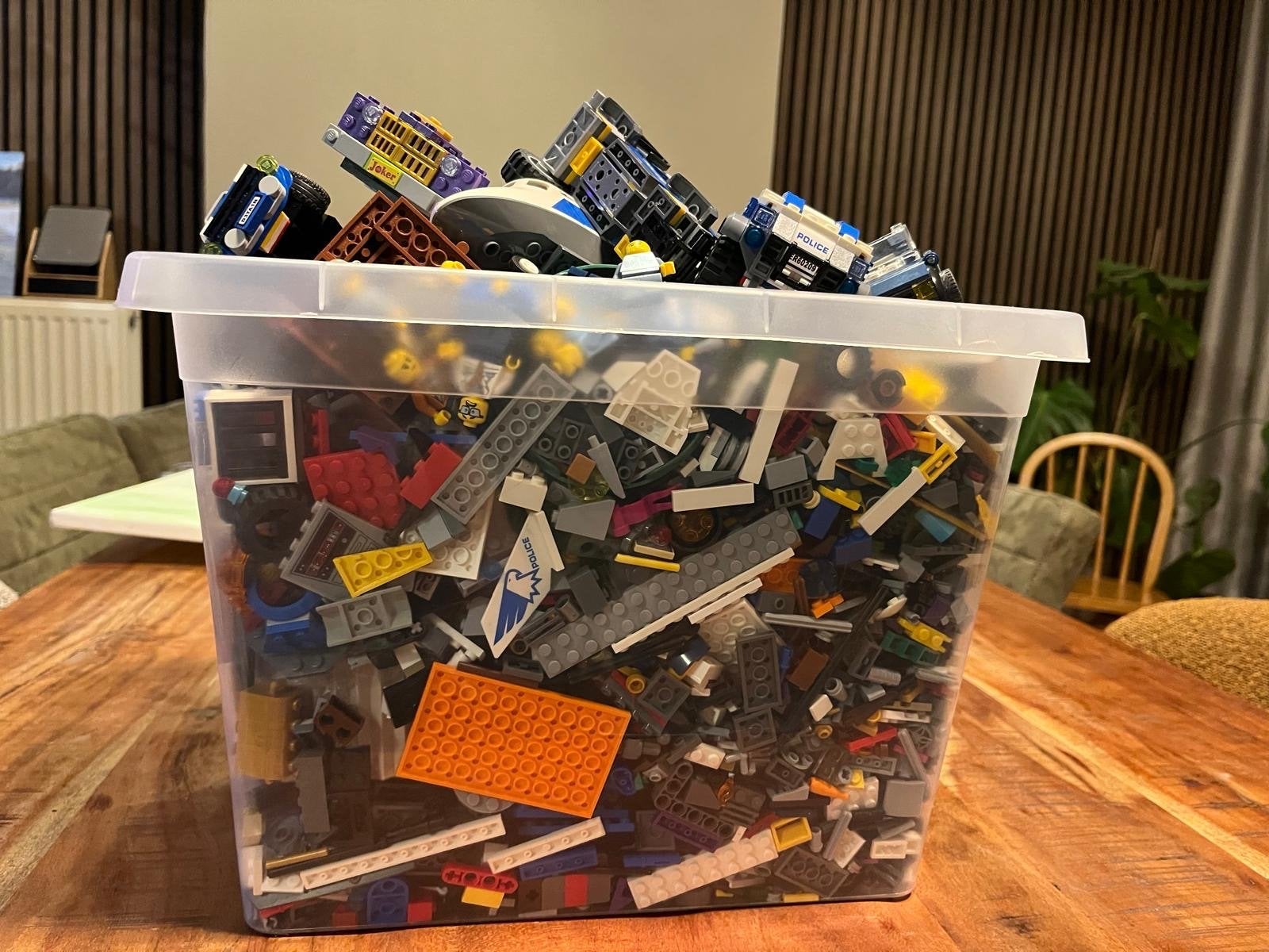 Bak vol met losse LEGO en poppetjes, Ophalen, Inclusief minifiguren, Gebruikt, Lego