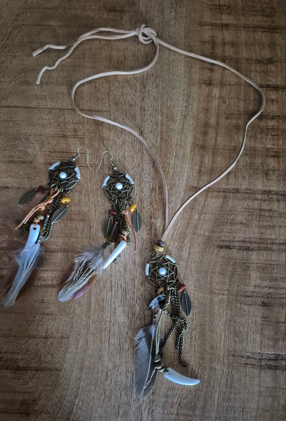 Nieuwe Ibiza stijl oorbellen en ketting set, Sieraden, Tassen en Uiterlijk, Met hanger, Overige materialen, Bruin, Nieuw