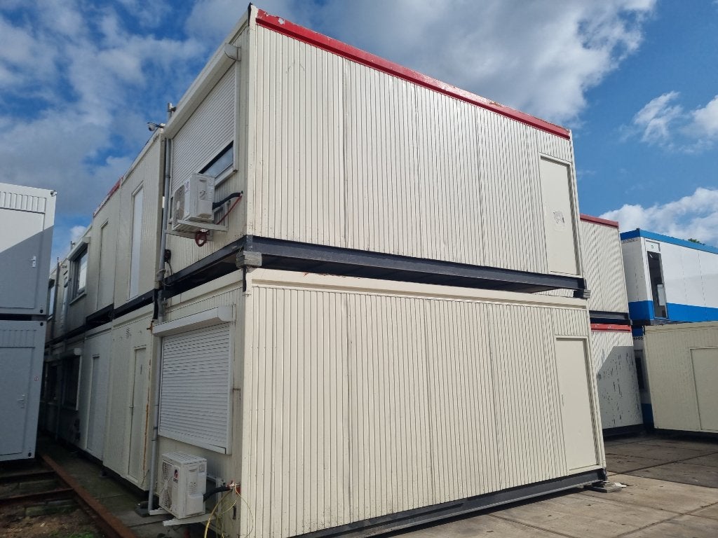 2 De Meeuw Kantoorunits Toilet Keuken Rolluiken MET AIRCO, Ophalen