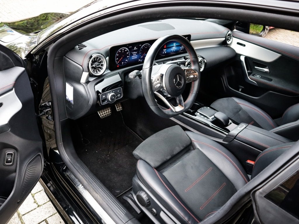 Mercedes-Benz CLA-klasse 250 e AMG Line 1e-Eig. & Dealer-Ond, Auto's, Gebruikt, 4 cilinders, Zwart, Bedrijf