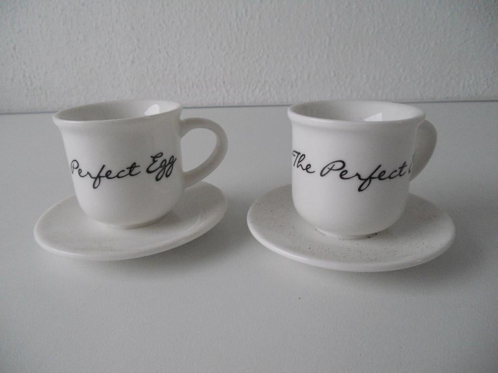 2 eierdopjes van Riviera Maison, Ophalen of Verzenden, Zo goed als nieuw, Bord(en), Wedgwood