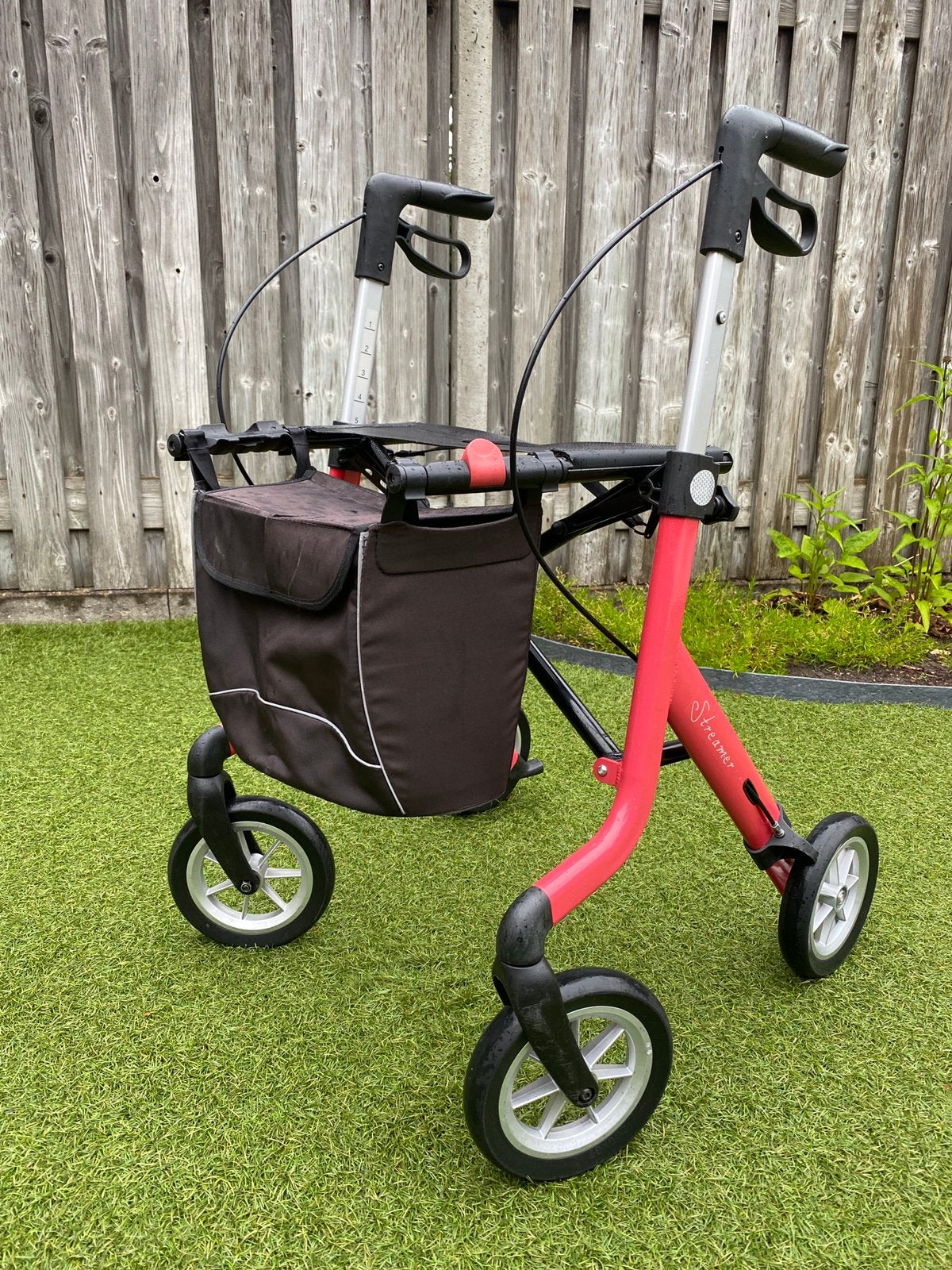 Rollator (Rehasense Streamer) maat L, Ophalen, Opvouwbaar, Gebruikt