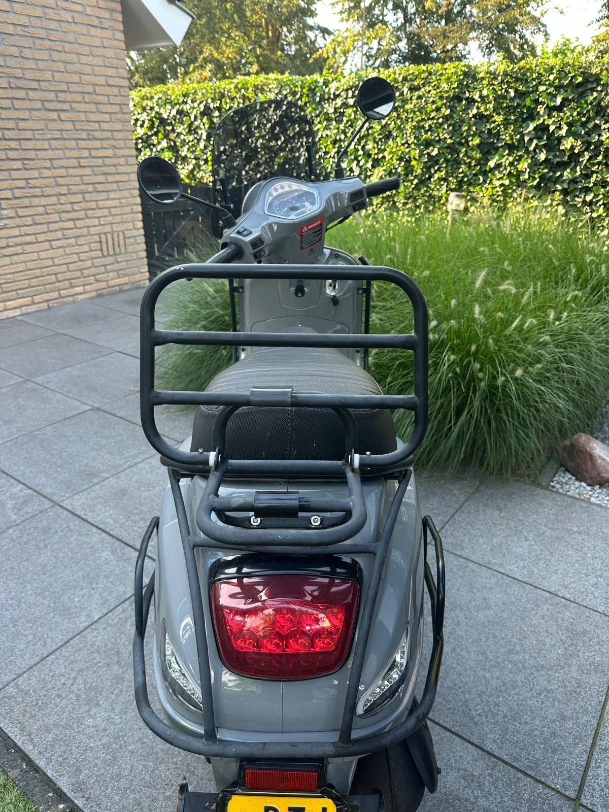 AGM VX50 Scooter, Fietsen en Brommers, Snorfietsen en Snorscooters, Zo goed als nieuw, Benzine, Ophalen, Overige merken