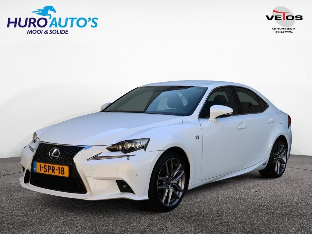 Lexus IS 300h F Sport Line | Trekhaak | Stoelventilatie | Pr, Gebruikt, Automatische klimaatregeling, Wit, Leder