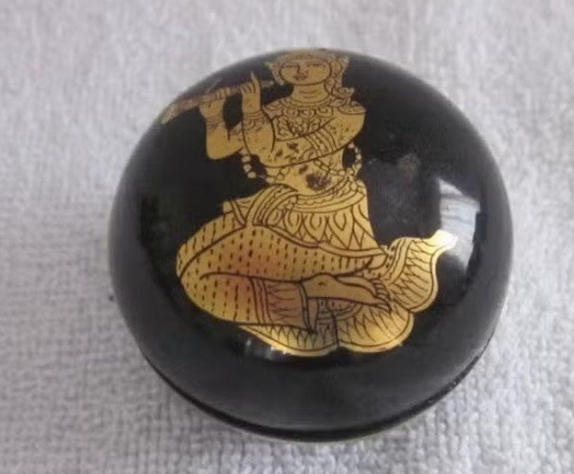 Japans lak pillen doosje hoogte 4,5 cm diameter 4,5 cm., Antiek en Kunst, Ophalen of Verzenden