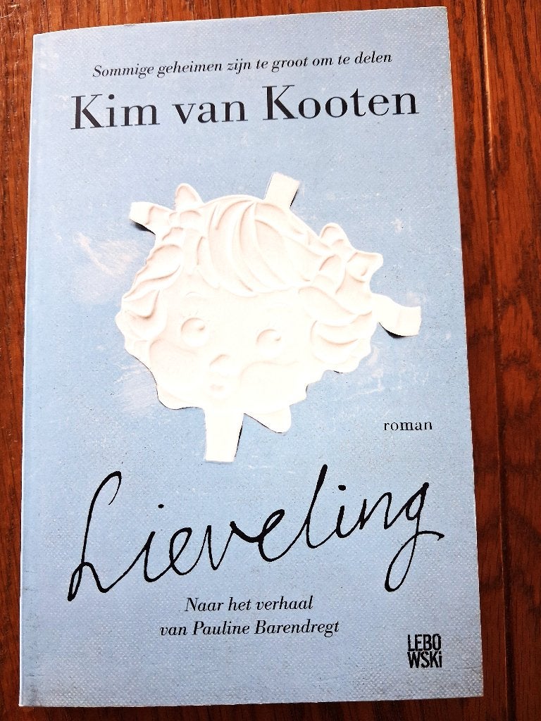 Kim van Kooten - Lieveling (Uitgeverij Lebowski - 2015)., Gelezen, Kim van Kooten, Ophalen of Verzenden, Nederland