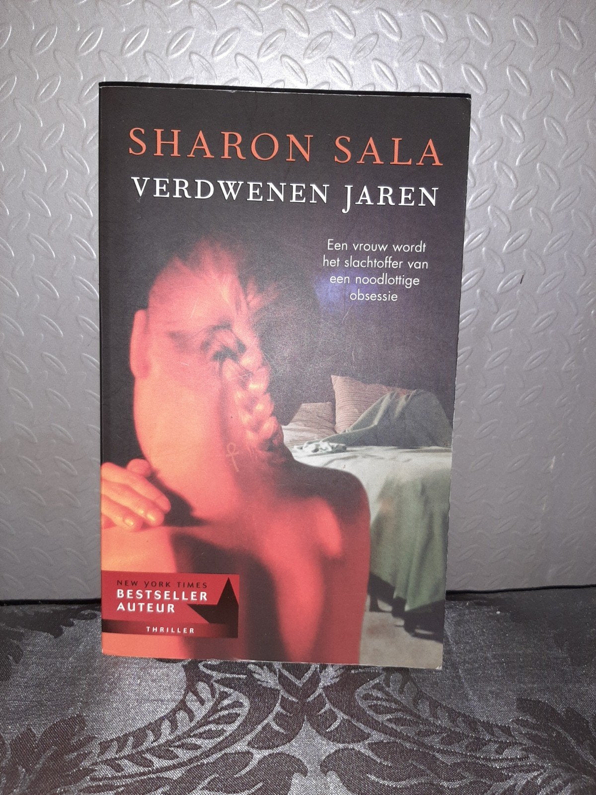 Sharon Sala - Verdwenen Jaren (Thriller), Ophalen of Verzenden, Gelezen, Sharon Sala, Wereld overig