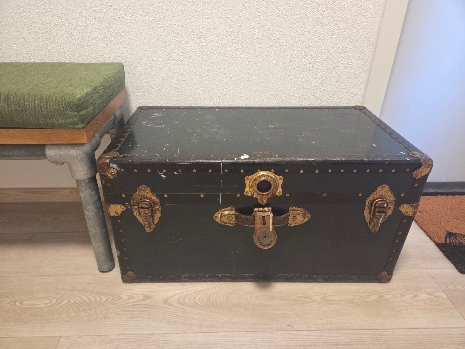 Vintage Koffer / Reiskist - Donkergroen met Gouden Details, Antiek en Kunst, Ophalen