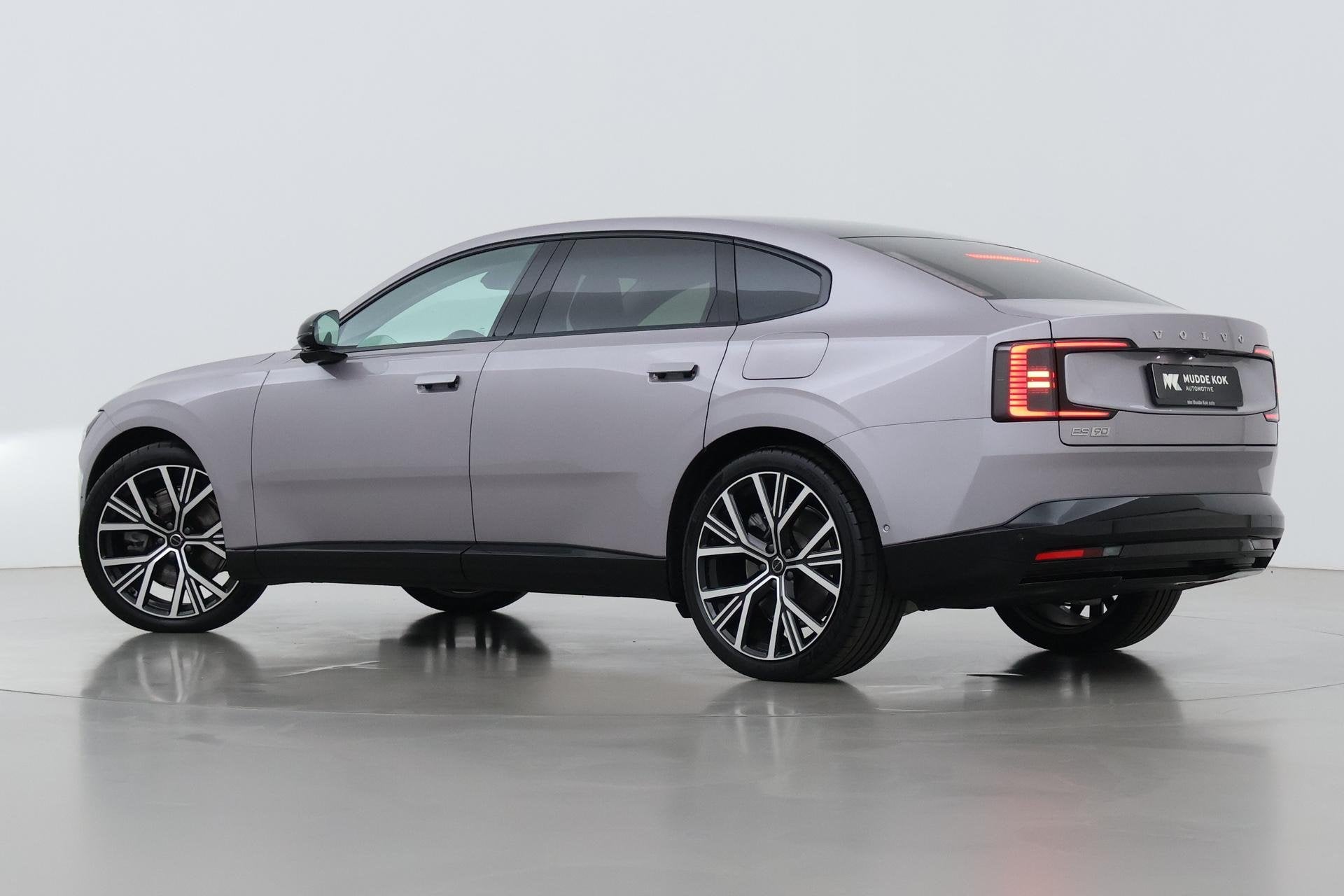 Volvo ES90 Single Motor Extended Range Ultra 92 kWh | FACELI, Auto's, Automaat, Achterwielaandrijving, Gebruikt, 662 km