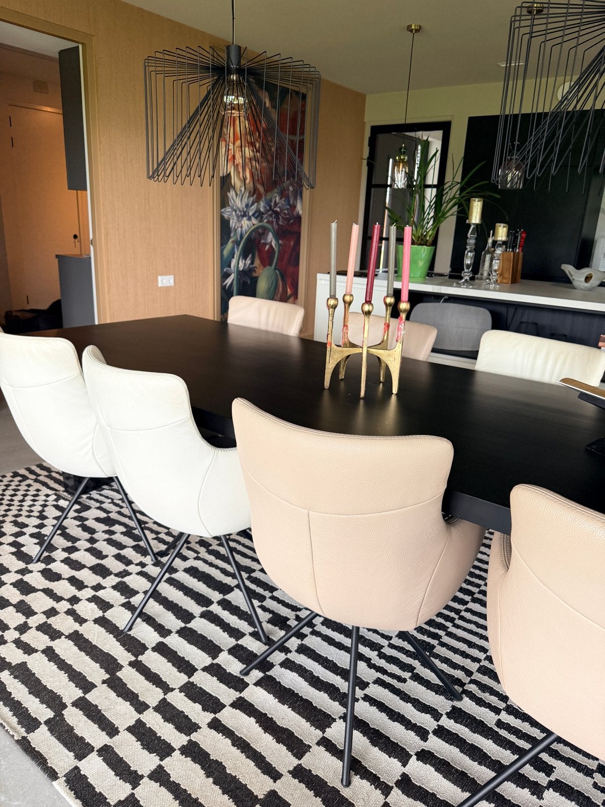 Grote zwarte eettafel 300 cm met metalen onderstel, Huis en Inrichting, Tafels | Eettafels, Gebruikt, 100 tot 150 cm, 200 cm of meer