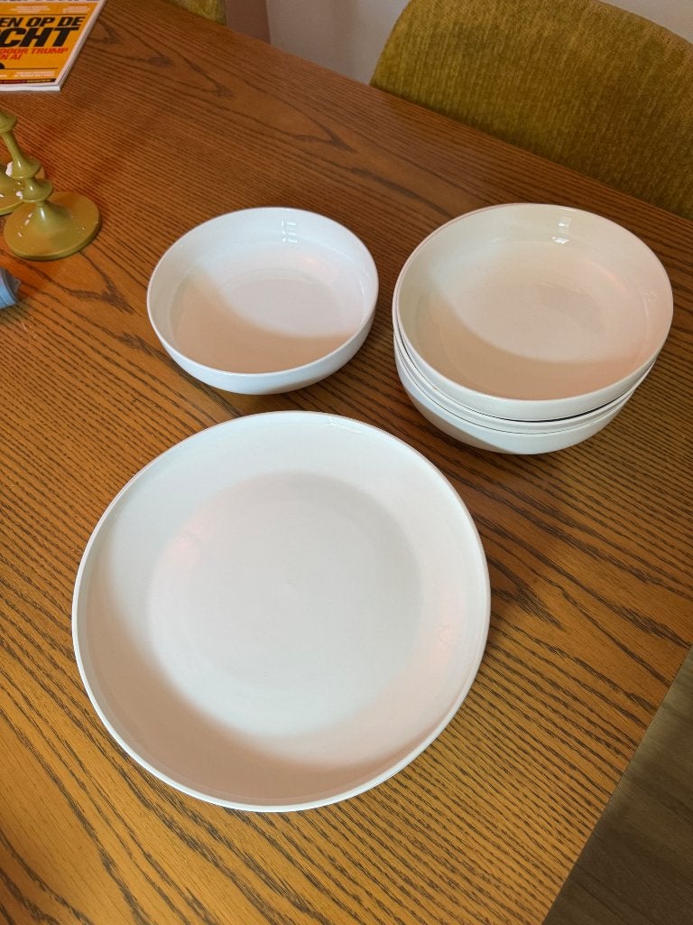 HEMA Knap new bone servies porselein wit, Ophalen of Verzenden, Zo goed als nieuw, Bord(en), Overige stijlen