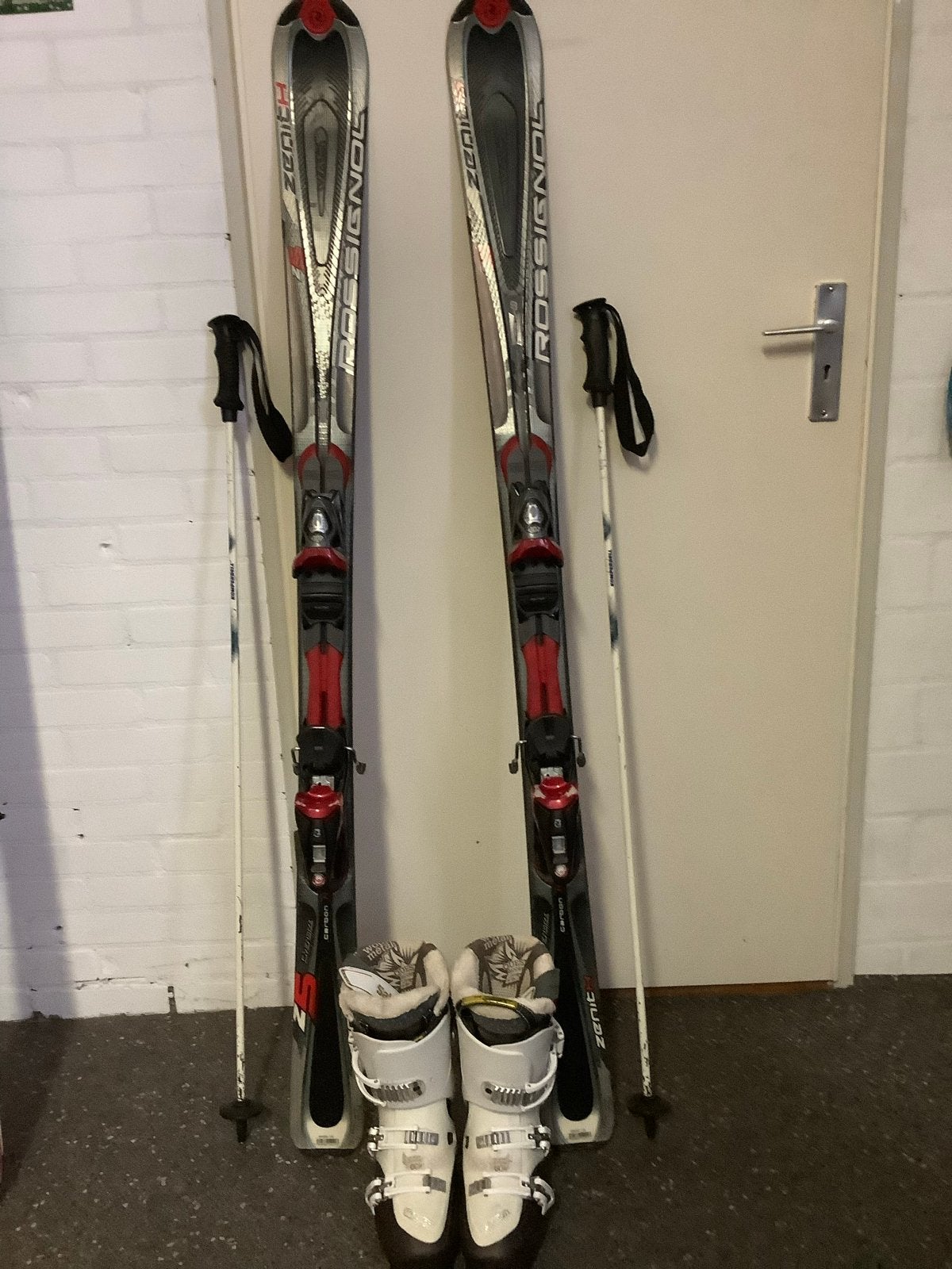 Rossignol ski set met Salomon skischoenen en stokken, Ophalen, 140 tot 160 cm, Gebruikt, Rossignol