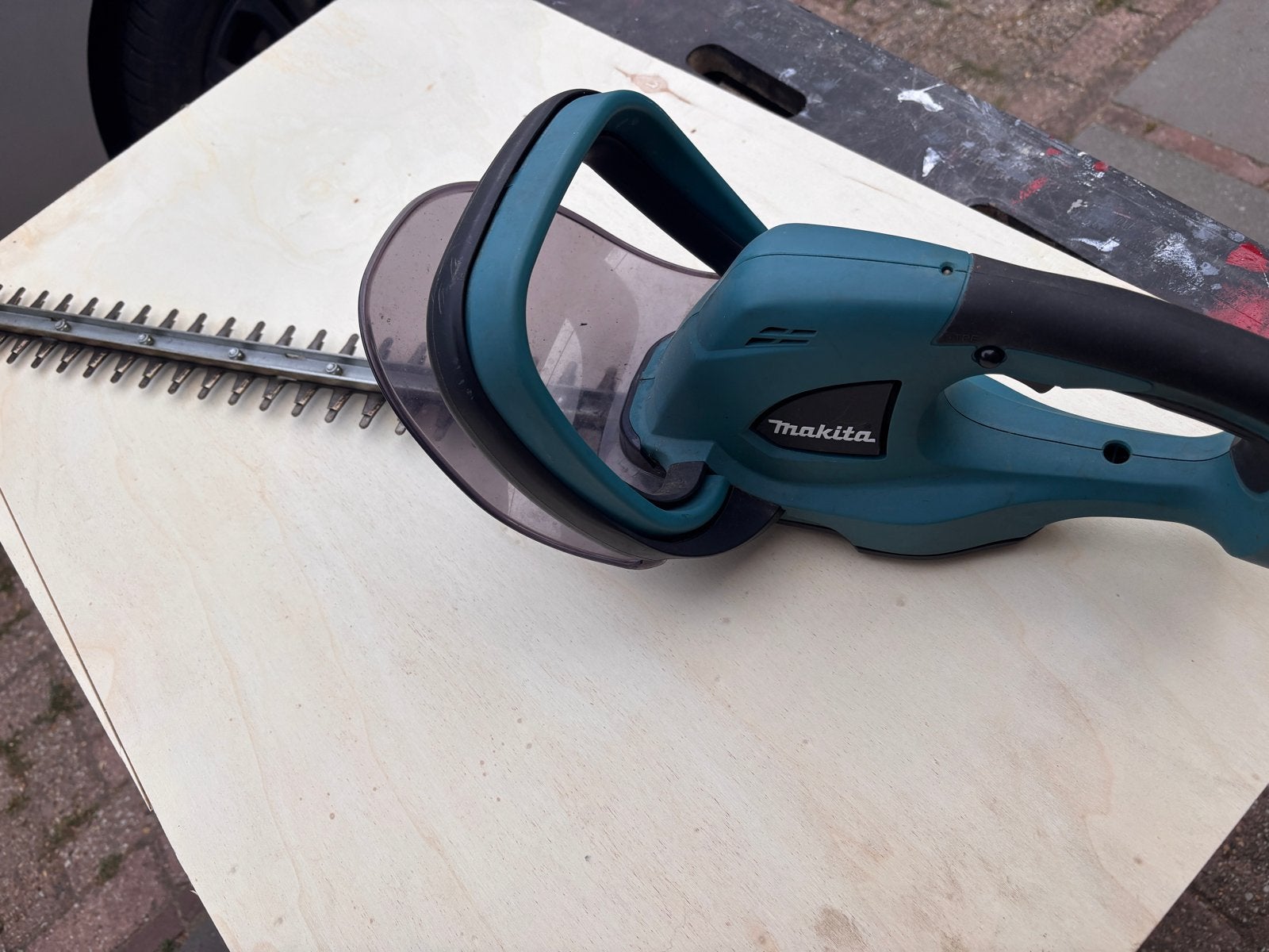 Makita DUH523 Accu Heggenschaar - Zo goed als nieuw, Ophalen, Zo goed als nieuw, Accu