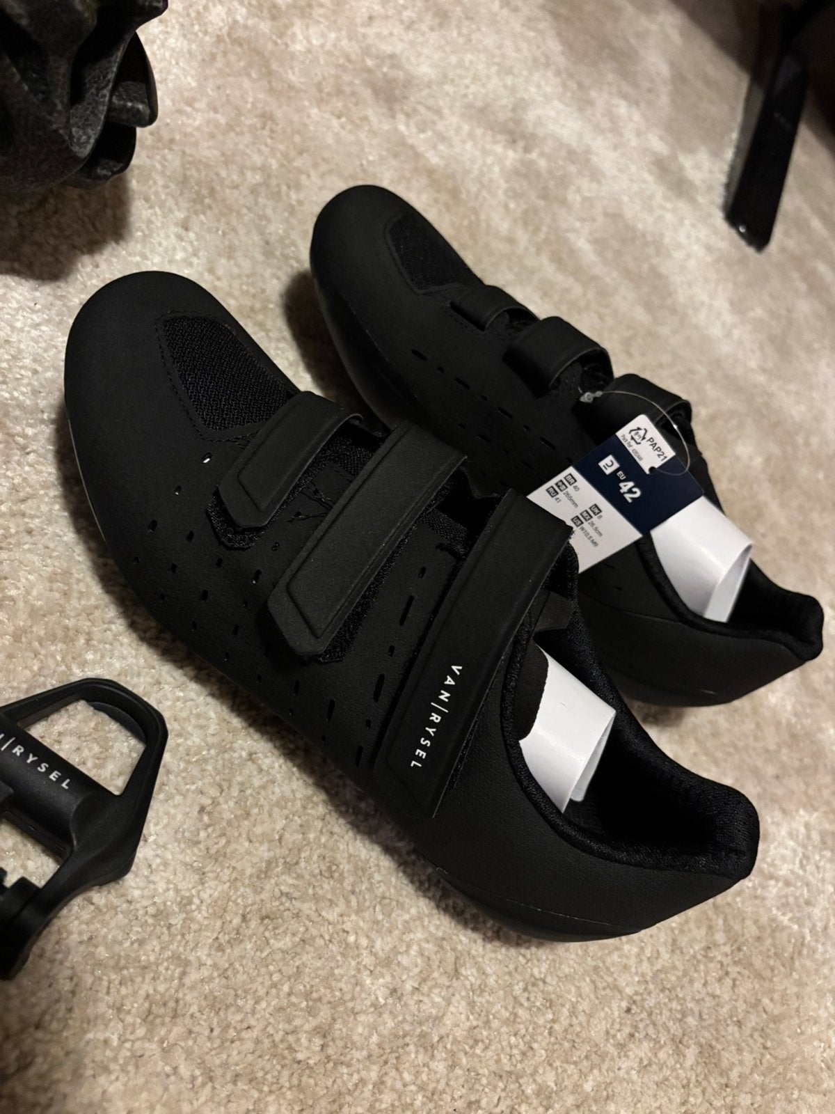 Ongebruikte schoenen inlcusief klikpedalen voor fiets, Ophalen, Nieuw, Schoenen
