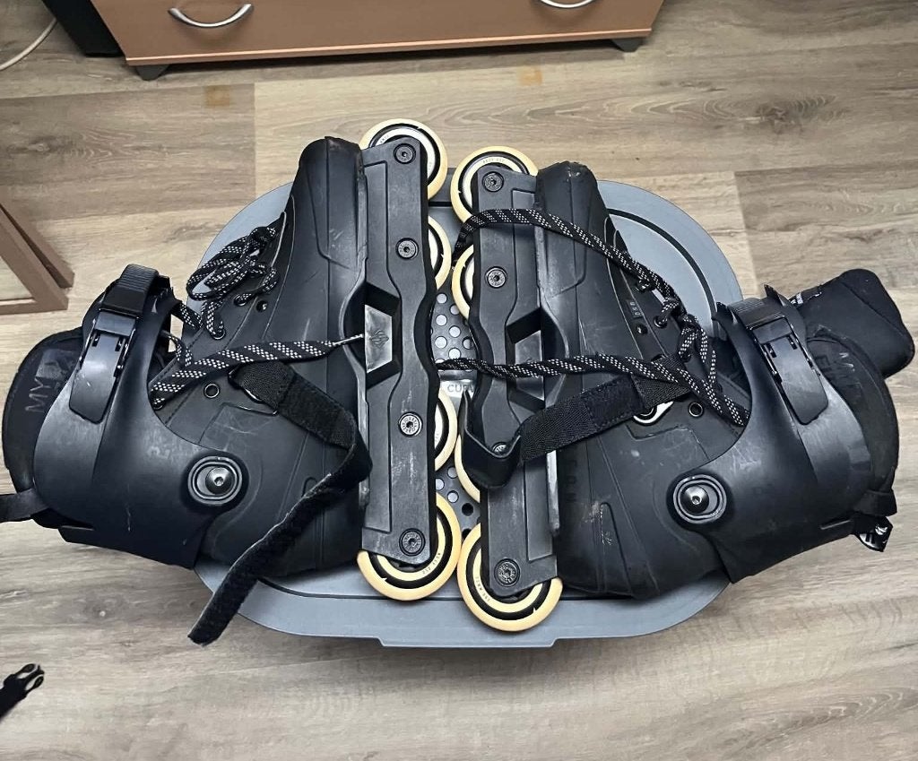 USD Aeon 72 XXI Aggressive Stunt Skates met accessoires, Gebruikt, Heren, Inline skates 4 wielen, Ophalen
