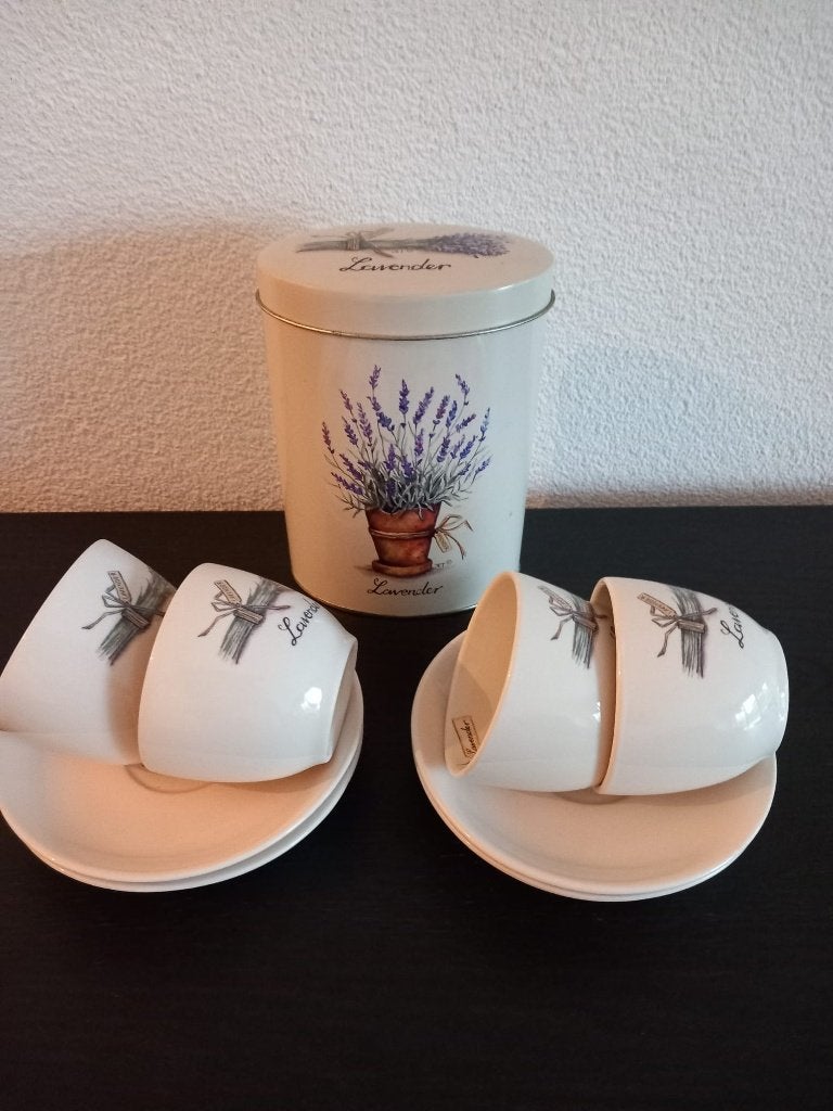 kop en schotels Lavendel, Ophalen, Gebruikt, Landelijk/Boerenbont, Kop(pen) en/of Schotel(s)