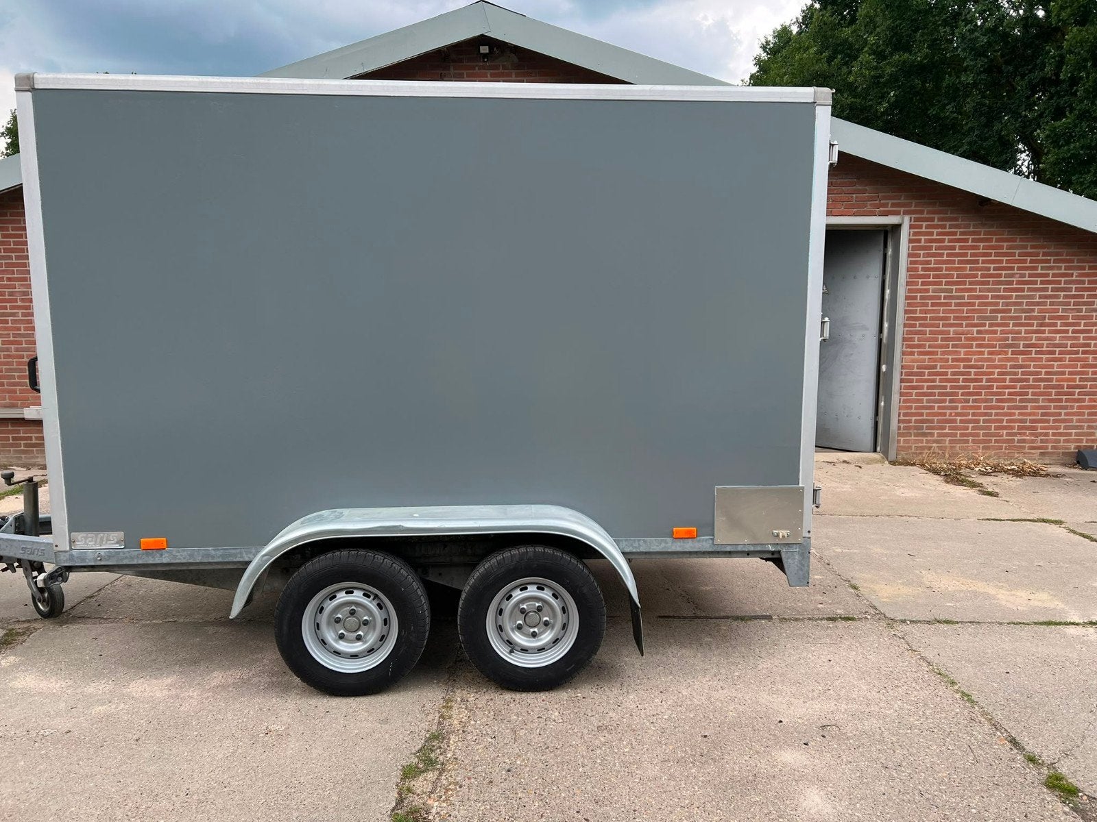 Te koop: gesloten aanhanger XL., Ophalen