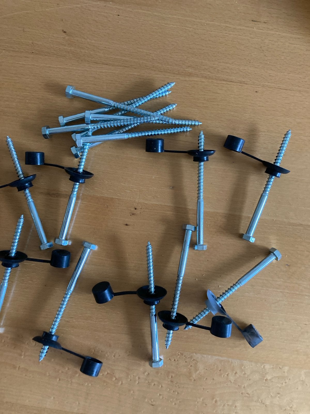 Golfplaatschroeven met afdekkapjes, Doe-het-zelf en Verbouw, Ophalen of Verzenden, Nieuw, 100 tot 250 mm, Schroeven