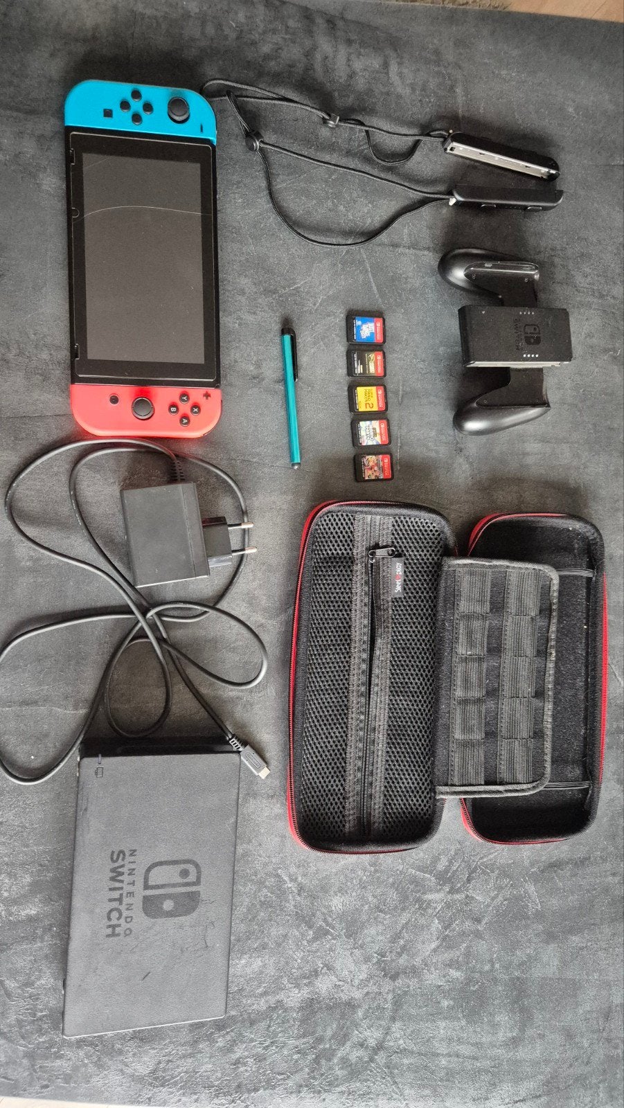 Nintendo Switch- Compleet inclusief 6 populaire spellen, Gebruikt, Overige genres, Ophalen of Verzenden, 3 spelers of meer