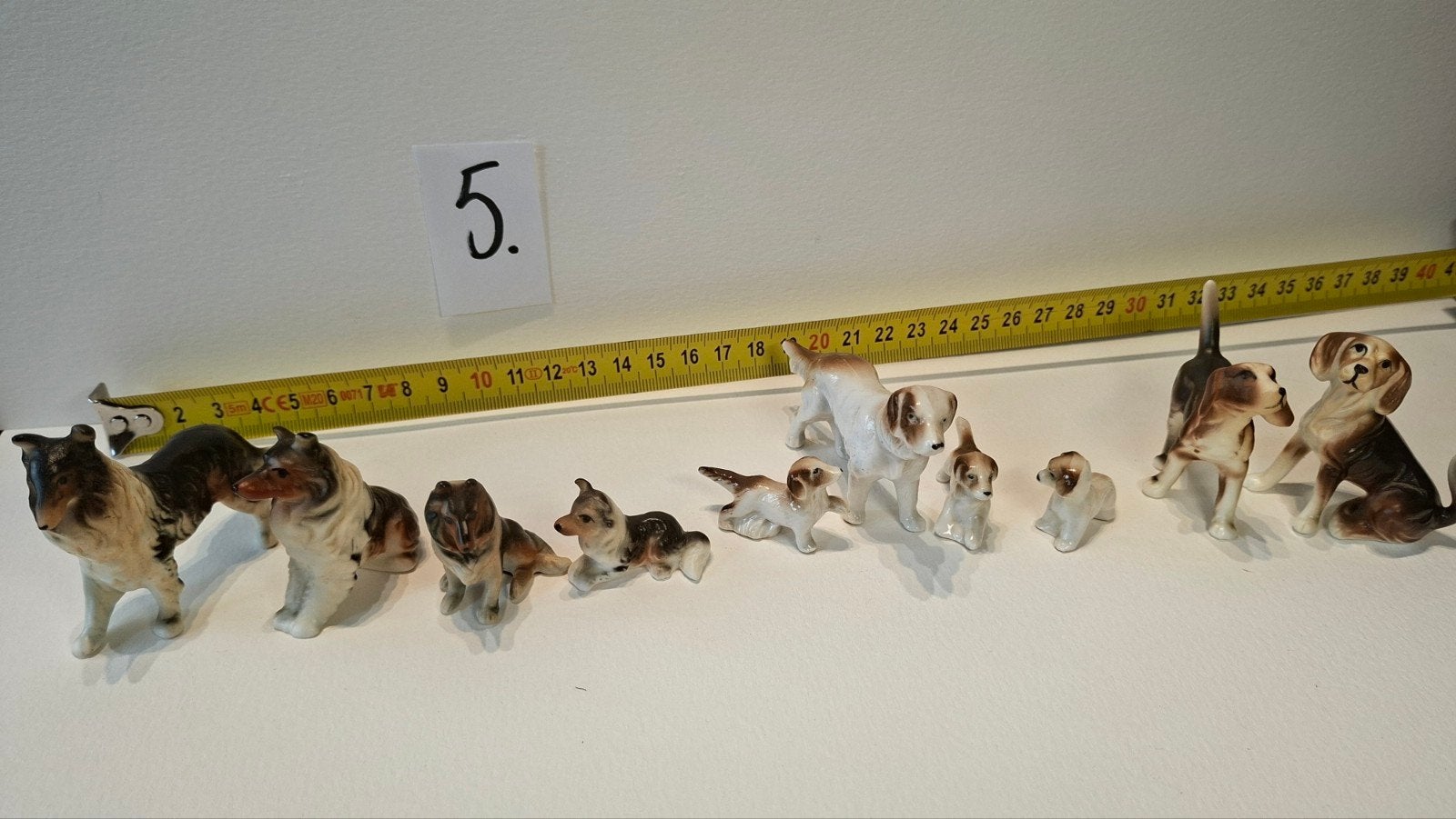 Verzameling van 10 Porseleinen Hondenbeeldjes, Ophalen of Verzenden, Gebruikt, Hond of Kat, Beeldje of Figuurtje