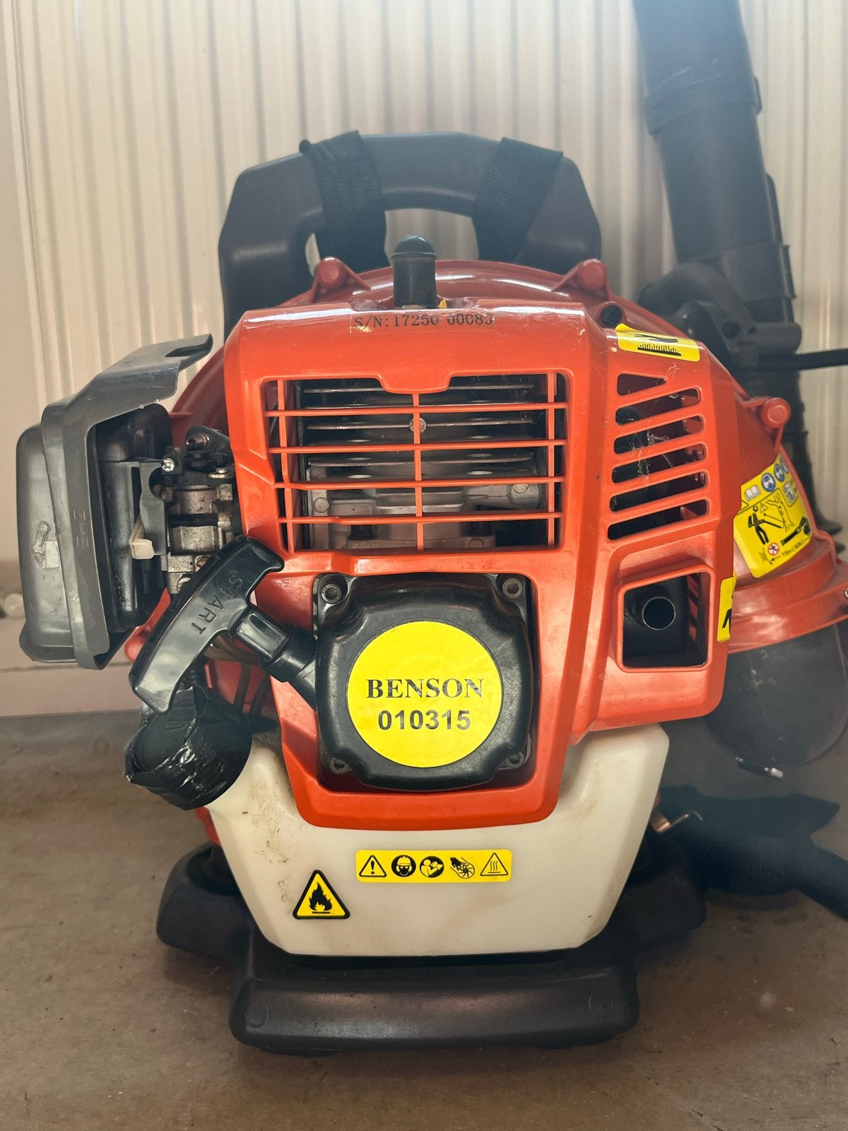 Benson Bladblazer Benzine - Ruggedragen, Ophalen, Gebruikt, Benzine, Ruggedragen