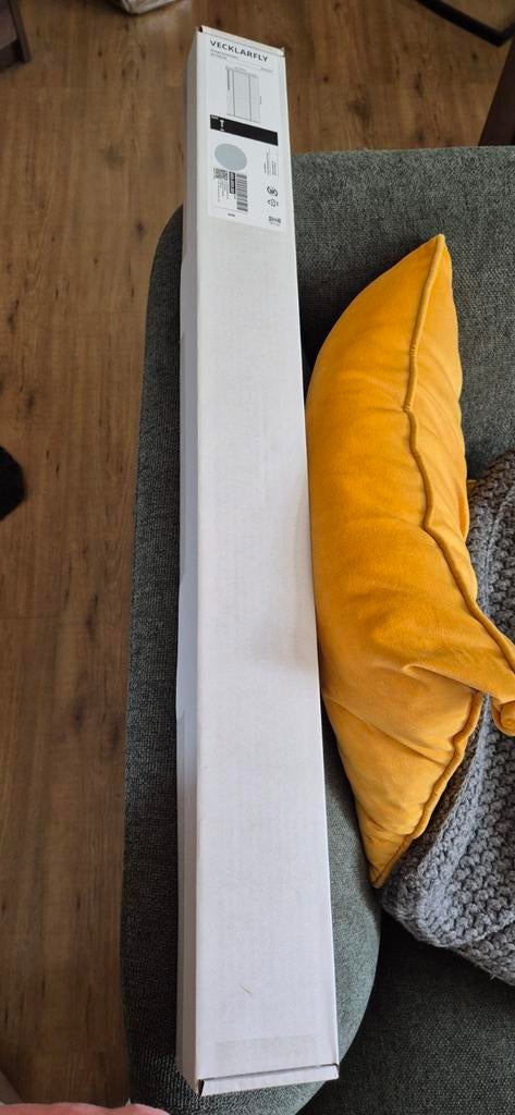Ikea rolgordijn VECKLARFLY, Huis en Inrichting, Stoffering | Gordijnen en Lamellen, Ophalen, Nieuw, Grijs