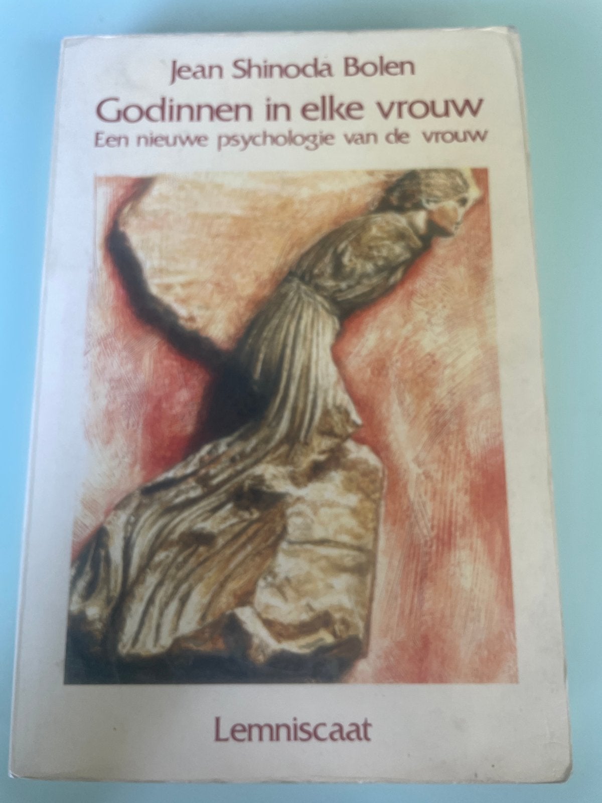 Godinnen in elke vrouw - Jean Shinoda Bolen, Boeken, Ophalen of Verzenden, Gelezen, Overige onderwerpen