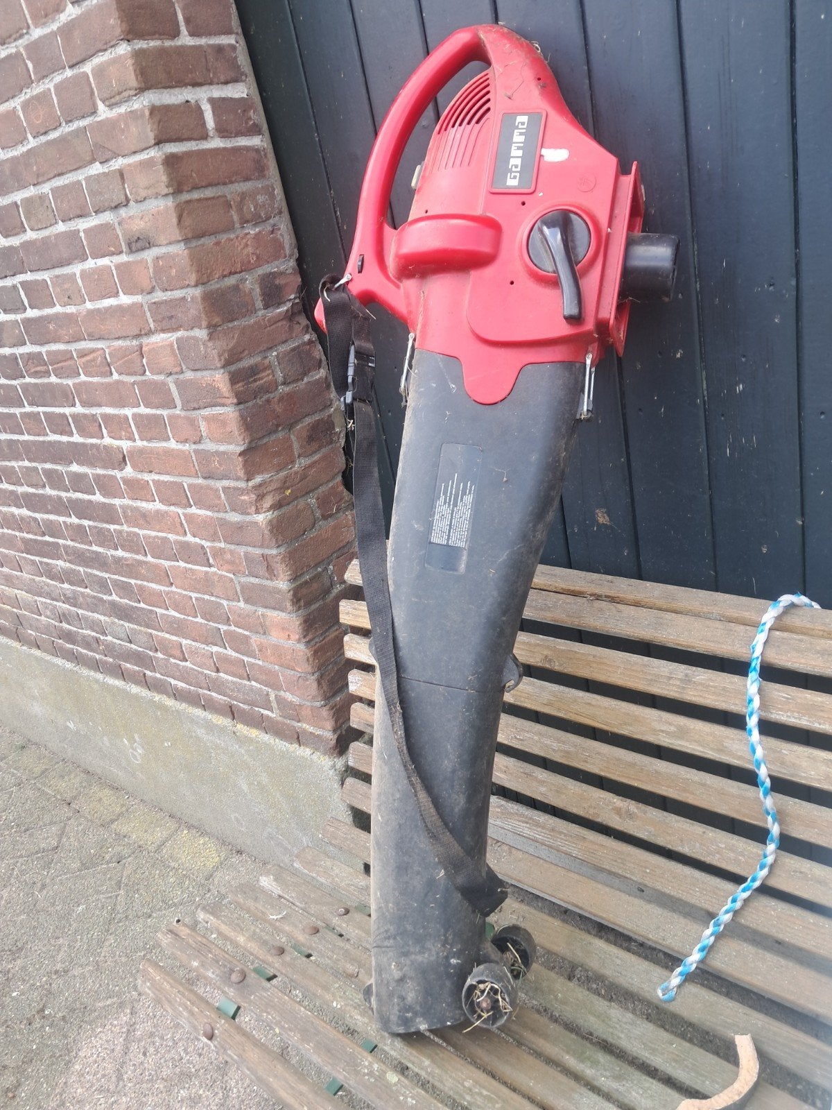 Gamma GB-2400-E Bladblazer/Bladzuiger - 2400W, Ophalen, Gebruikt, Handgedragen, Met zuigfunctie