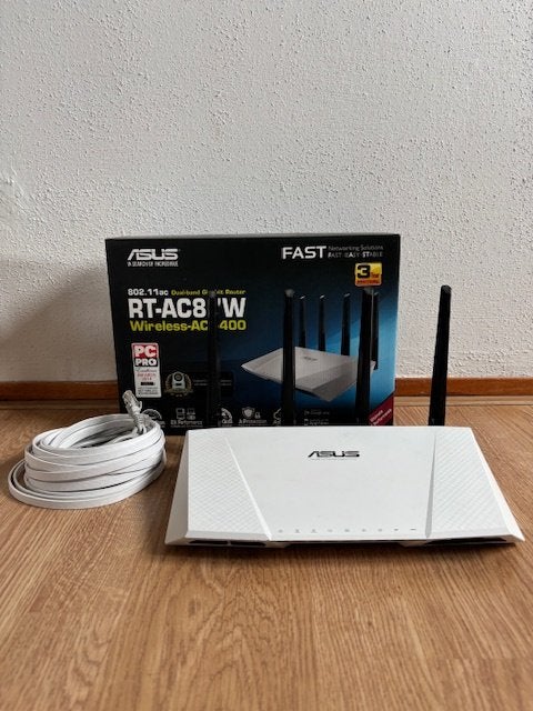 Router, Computers en Software, Routers en Modems, Ophalen, Gebruikt, Router