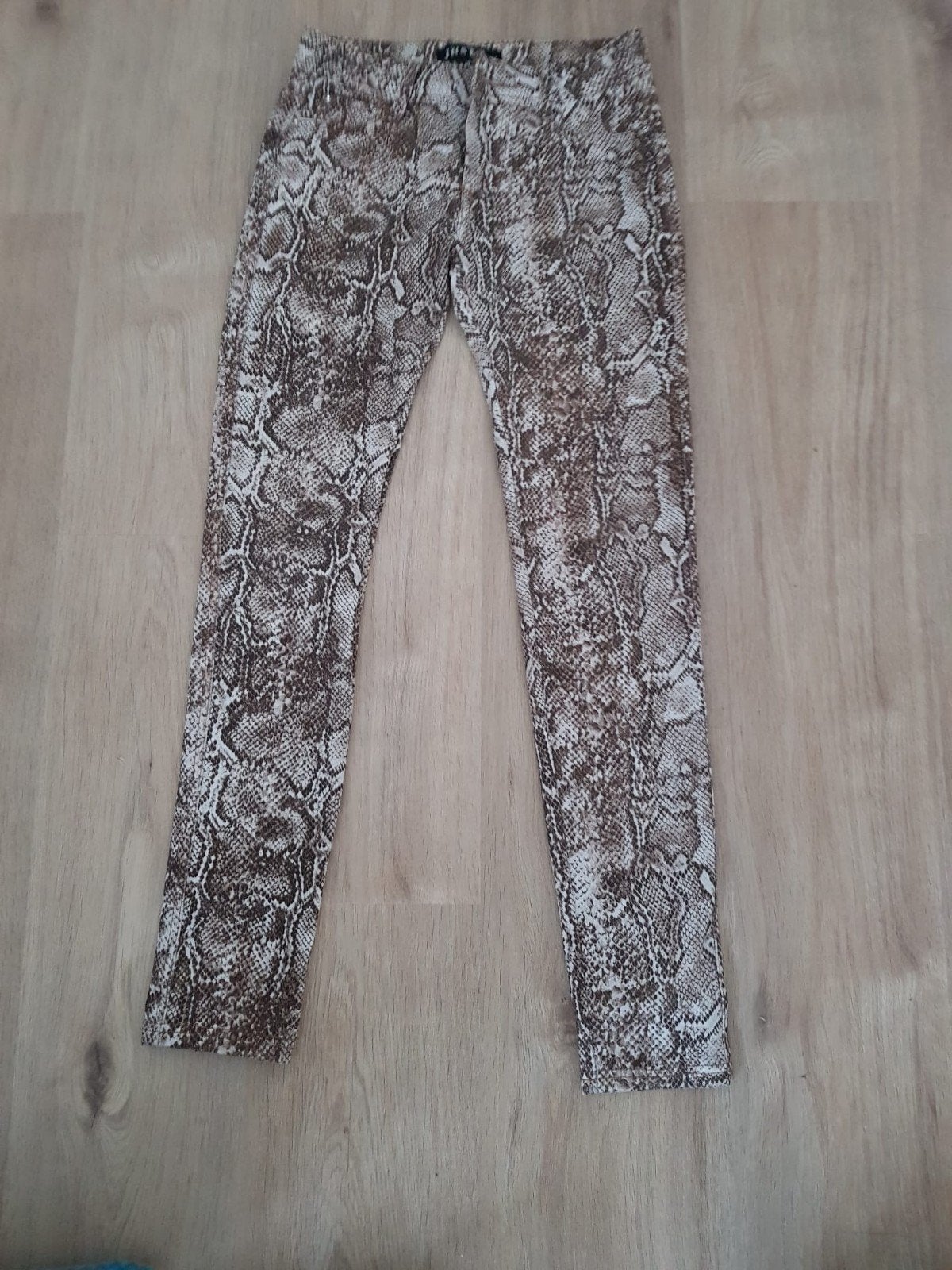 leuke broek, Kleding | Dames, Broeken en Pantalons, Ophalen of Verzenden, Nieuw, Maat 36 (S), Lang