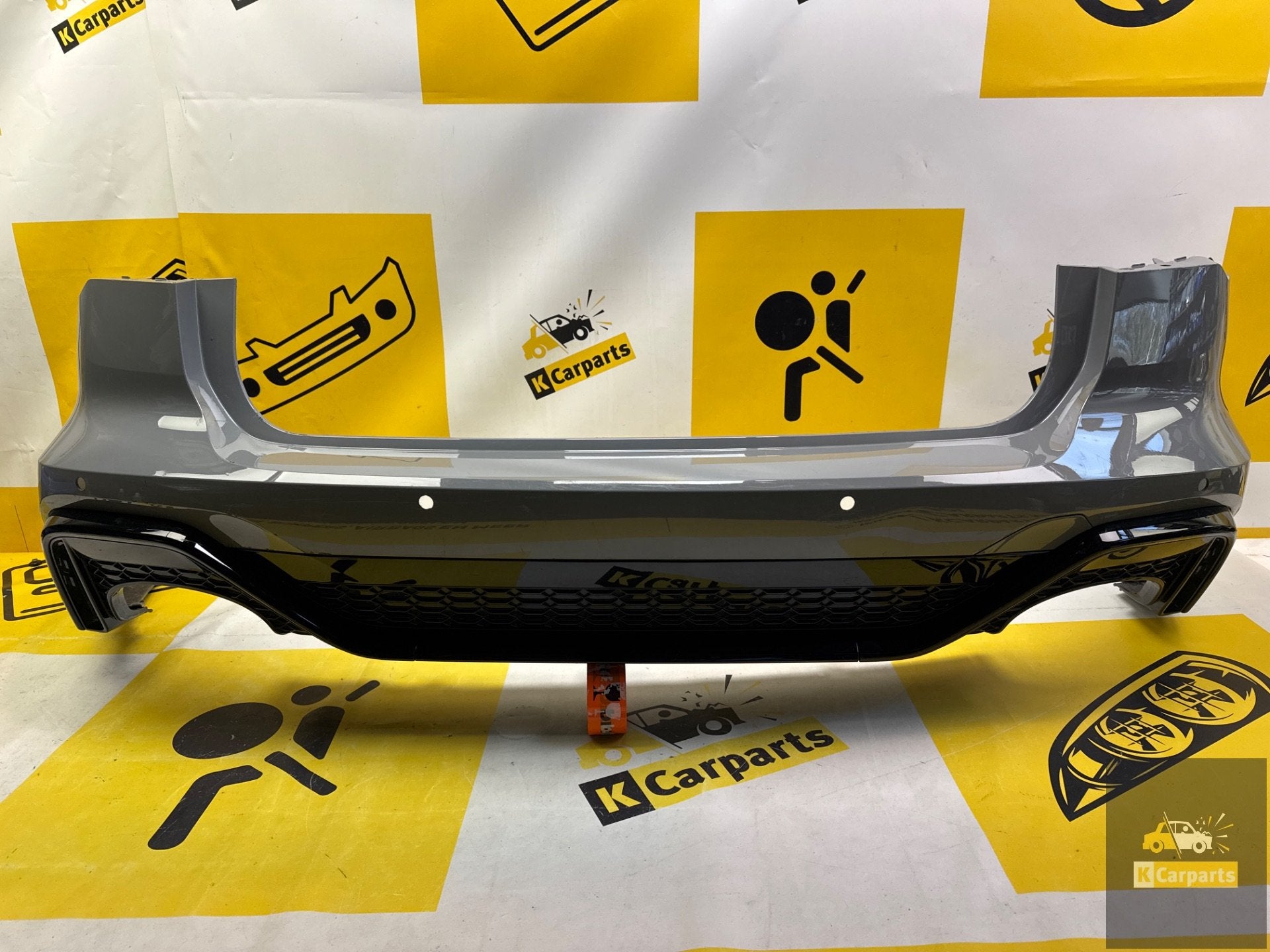 Achterbumper Audi RS6 C8 4K8 19-2026 4k8807511J Bumper, Gebruikt, AUDI AG, Auto-Union-Strasse 1
85045  Ingolstadt, DE, Bumper