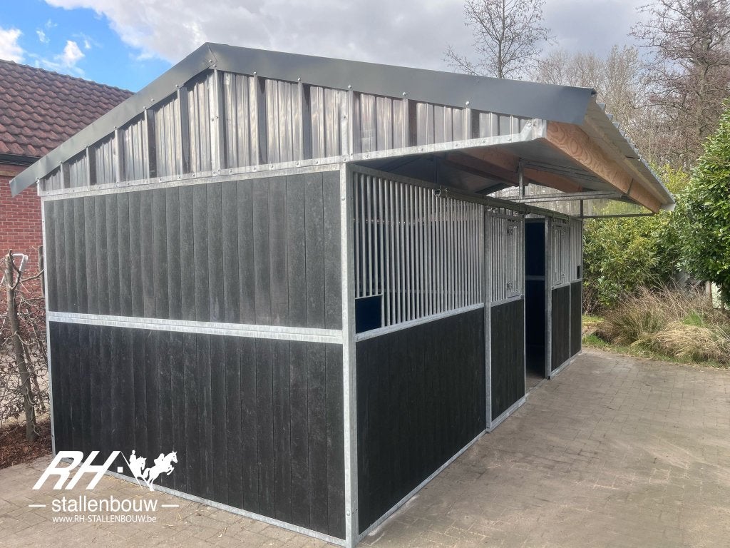 Paardenboxen,buitenboxen,buitenstal,buitenstalling, Dieren en Toebehoren, Stalling, 4 paarden of pony's of meer