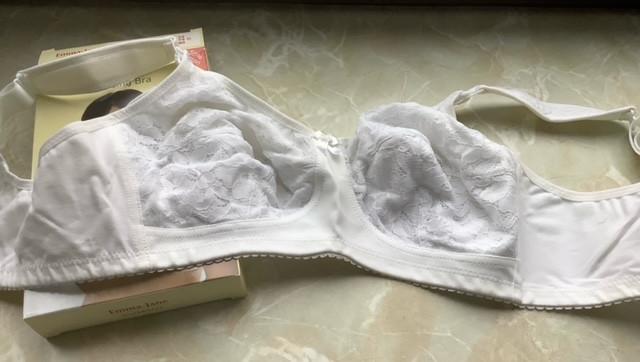 Nieuwe voedingsbeha in maat 75C, Kleding | Dames, Positiekleding, Emma-Jane, Wit, Nieuw, Ophalen of Verzenden