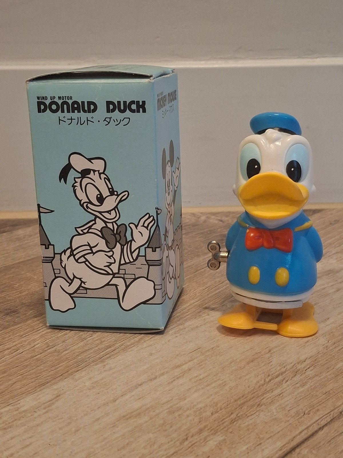 Walt Disney vintage Donald Duck opwindbaar speelgoed japan, Ophalen of Verzenden, Donald Duck, Zo goed als nieuw, Beeldje of Figuurtje