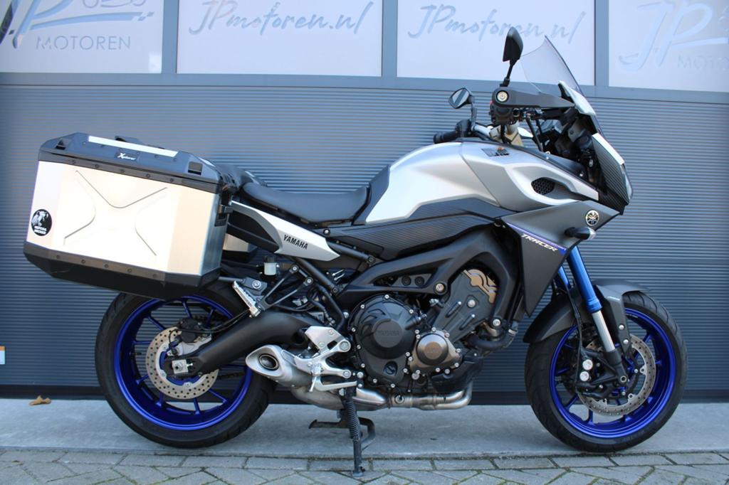 Yamaha MT-09 Tracer 900 (2015) *Zij koffers*, Motorrijbewijs A, Bedrijf, Meer dan 35 kW, YAMAHA