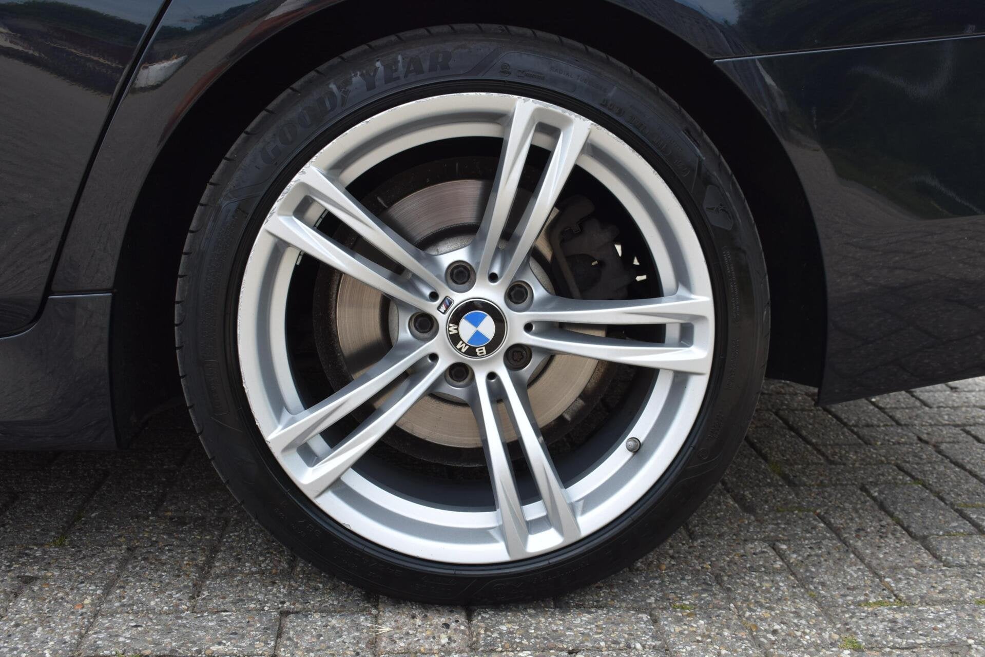 Foto 5 van BMW 5-serie Touring 520i High Executive | Pano | Trekhaak |