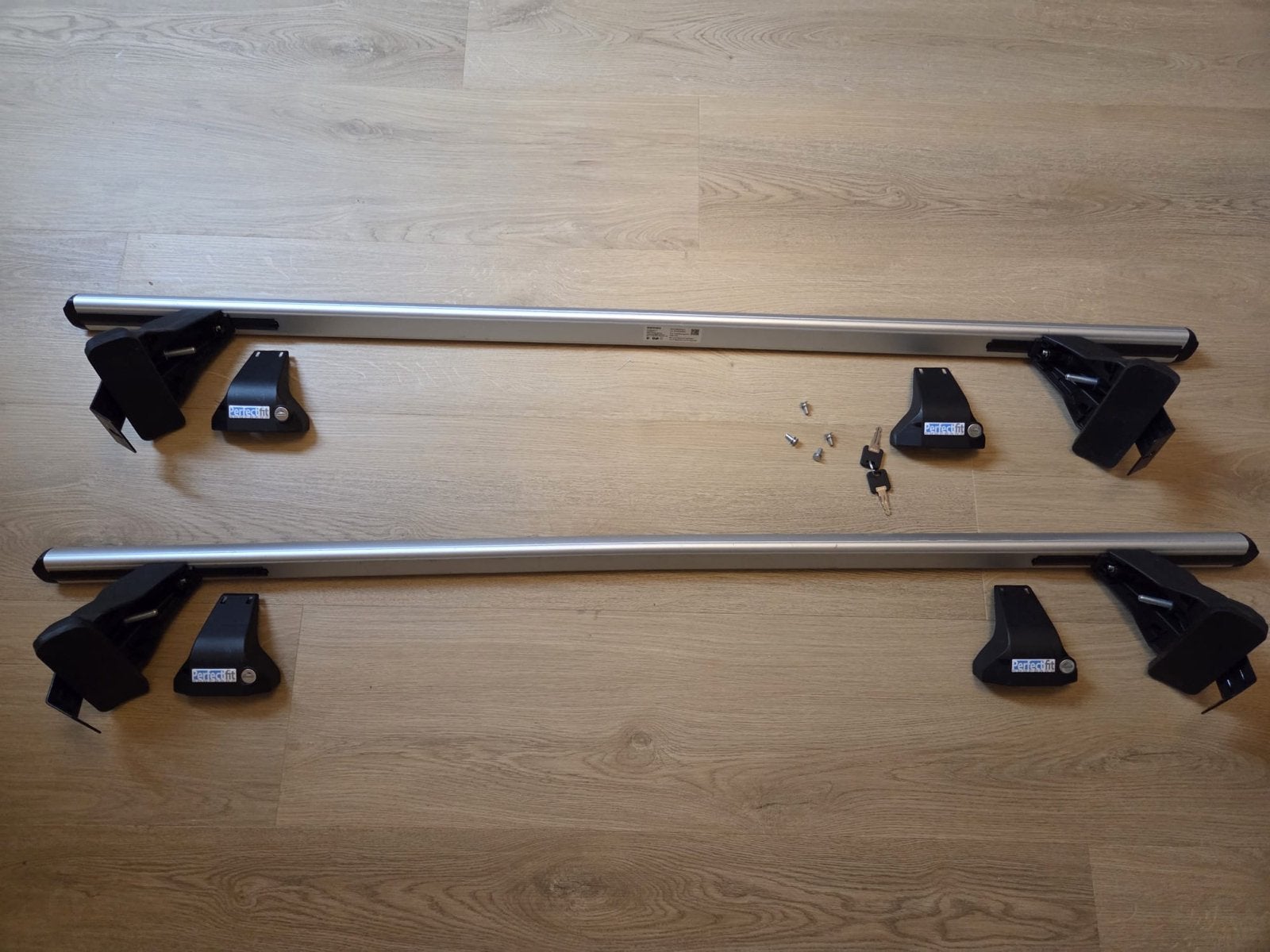 Menabo aluminium dakdragers Omega Renault Captur 2017-2019, Auto diversen, Ophalen, Gebruikt