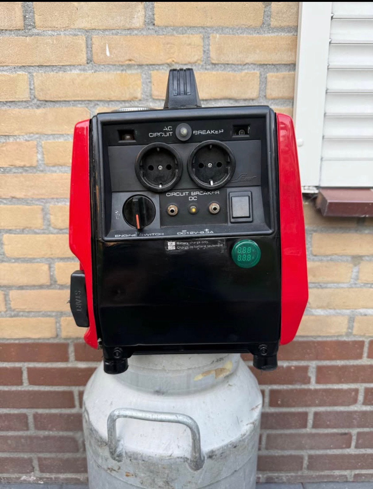 Aggregaat 600 Watt Waarschuwing .info FF lezen !!!!, Ophalen, Nieuw, Minder dan 5 kVA, Benzine