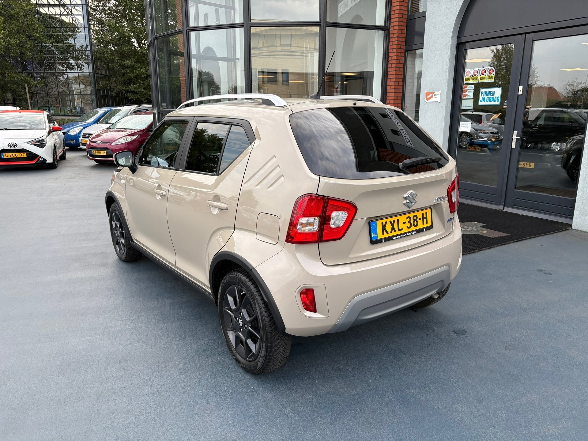 Suzuki IGNIS 1.2 Smart Hybrid Select AUTOMAAT LMV AIRCO, Auto's, Gebruikt, Euro 6, 4 cilinders, Bruin