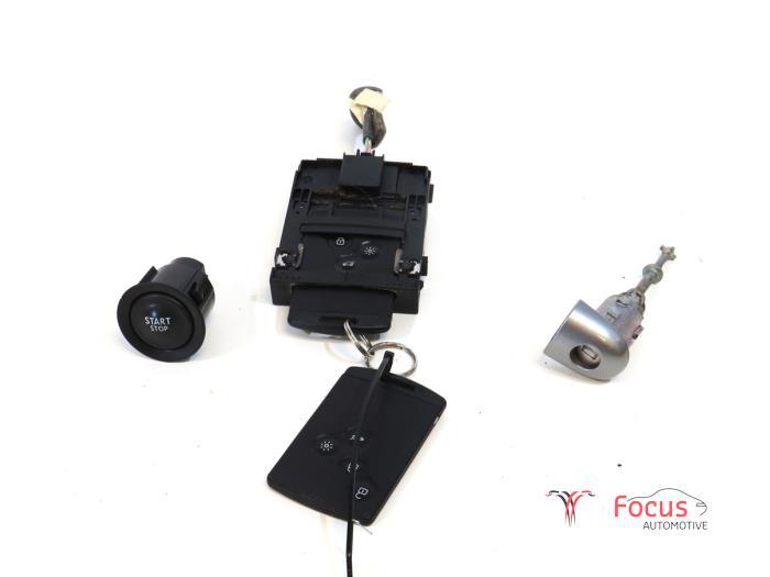Kontaktslot + Sleutel van een Renault Grand Scenic, Gebruikt, -, Renault, -