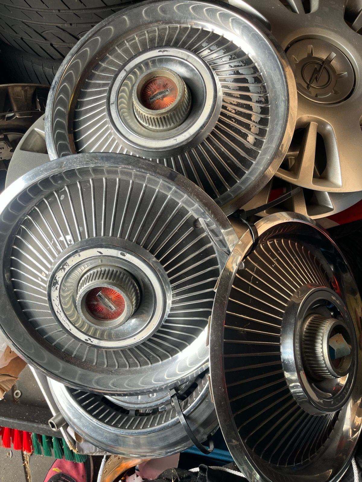 Diverse wieldoppen - Oldsmobile, Mustang en meer, Ophalen of Verzenden, Gebruikt