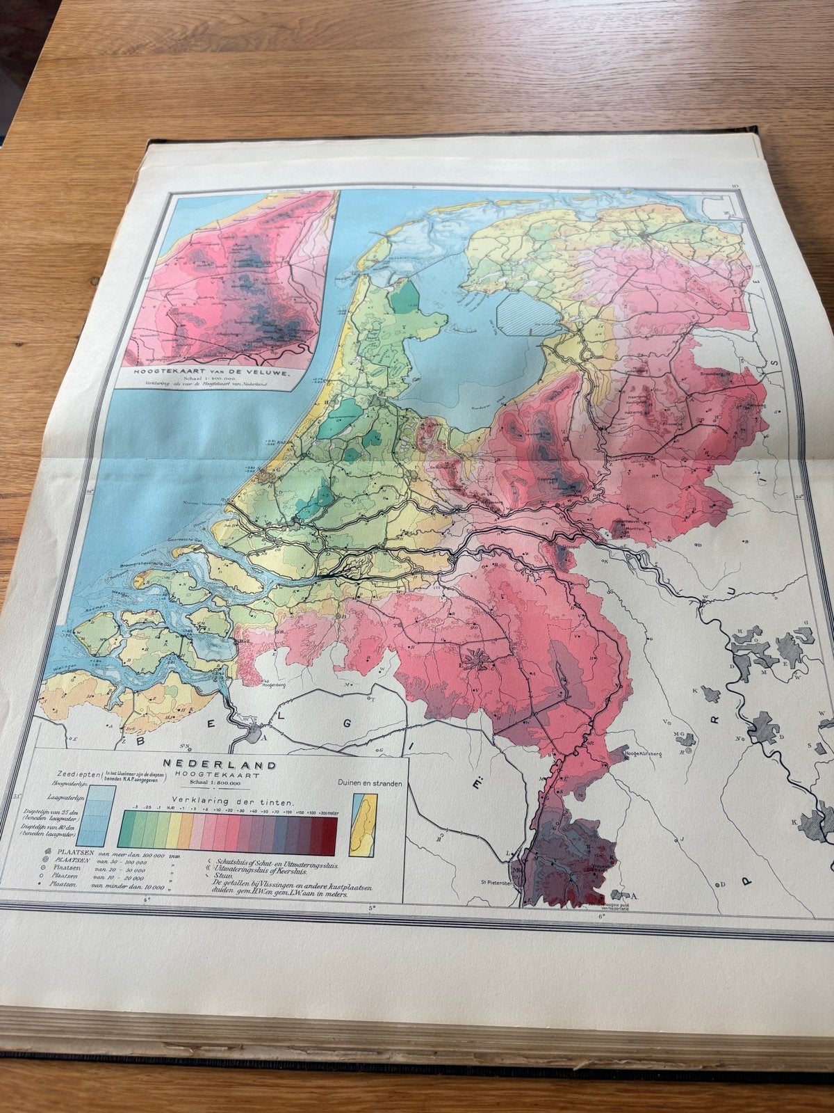 1939 P.R. Bos-J.F. Niermeyer Schoolatlas der Gehele Aarde, Gelezen, Bosatlas, Ophalen of Verzenden, 1800 tot 2000